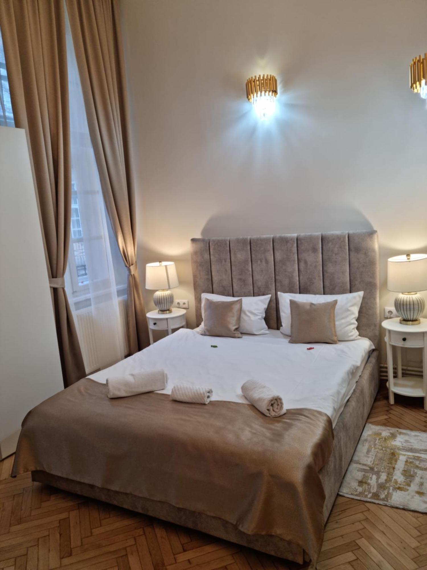 Studio Piata Mare Сибиу Экстерьер фото